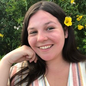 Meet your Posher, Alyssa